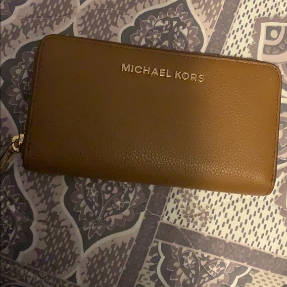 Michael Kors Handbags - Michael Kords